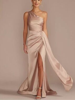 Galina Signature bridesmaid dress size 8 sand Color one shoulder stretch satin